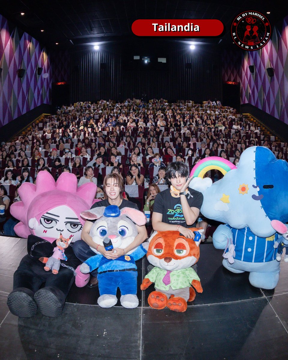 BLNEWSLATAM's tweet image. #SmileNeonaTwins #BLNewsLatam
¡Feliz Cumpleaños, Neona y Smyle! 🎂🥳

Hoy celebramos a los gemelos más adorables, Neona y Smyle. 🎈 Los hijos de Nani y Sky están de fiesta y el mundo se llena de alegría para festejar su día especial. 🎁✨ ¡Que reciban muchos mimos y sorpresas! 🎊