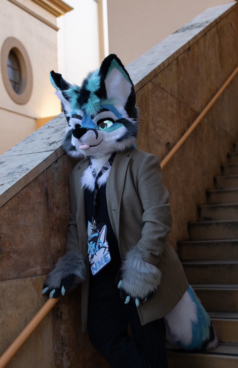 Down we go 🩵

🪡 | Fursuit: <a href="/nyaamiou/">🐐Nyaamiou (Nekopaint)</a>
👁️ | Eye System: <a href="/DeerisLeGris/">LouisLeGris</a> 
📸 | Photographer: <a href="/CroctheOtter/">Croc 🦦</a>