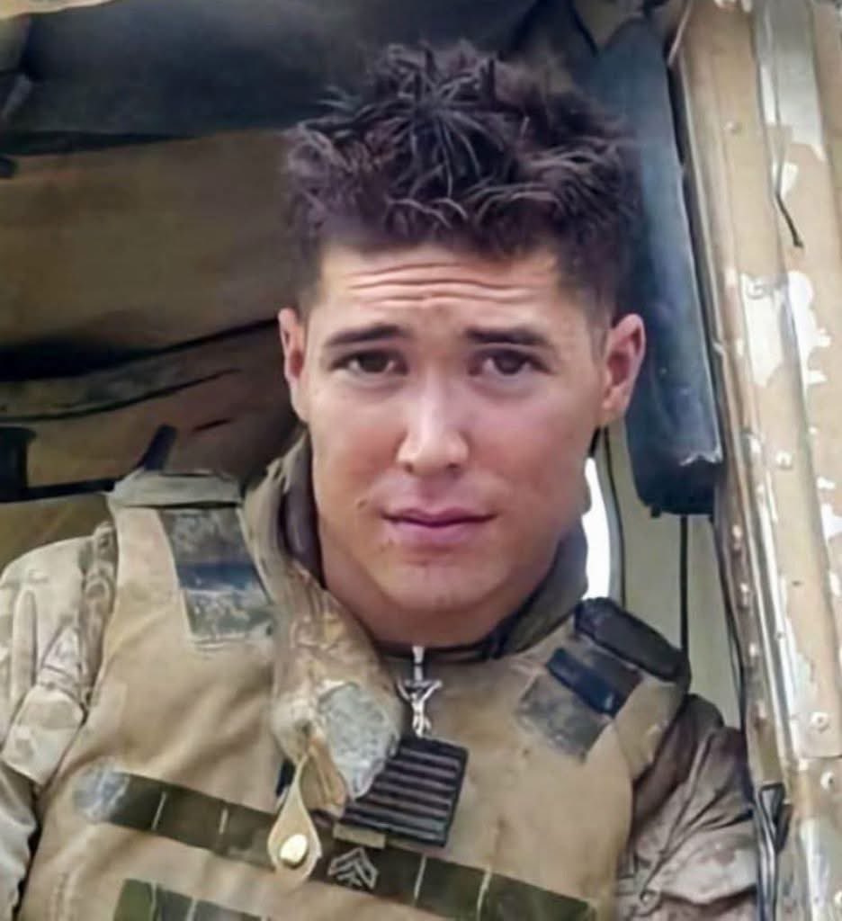 boonecutler's tweet image. During the Battle of Fallujah in November 2004, Corporal Dale Burger Jr., a rifleman with the 1st Marines, exemplified selfless courage amid brutal urban combat. 

On November 10, as his platoon assaulted a heavily defended building, an enemy rocket-propelled grenade struck,…