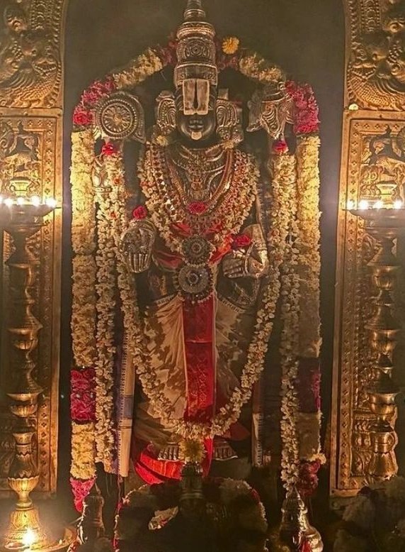 जो धरती पर सीधा चलते हैं, वो सारे उल्लू हैं,
पेड़ों पर उल्टा लटके लोगों का ये फरमाना है।
आप दिन मंगलमय हो शुभ हो।
#हे_गोविंद