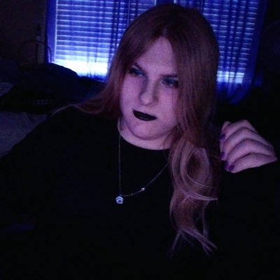 NicoleCringe tweet media