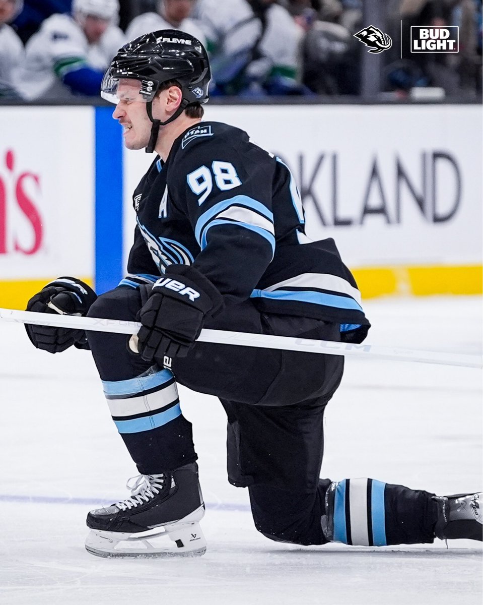 utahmammoth's tweet photo. Sergy celly for your timeline 🙂

@budlight | #ForTheCelly https://t.co/gOaBH9asL6