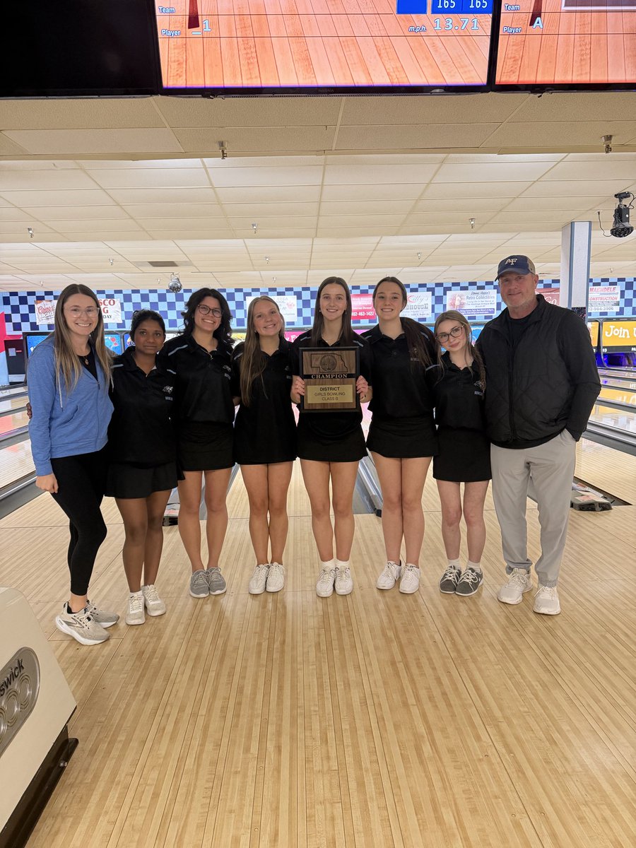 Elkhorn North Bowling tweet media