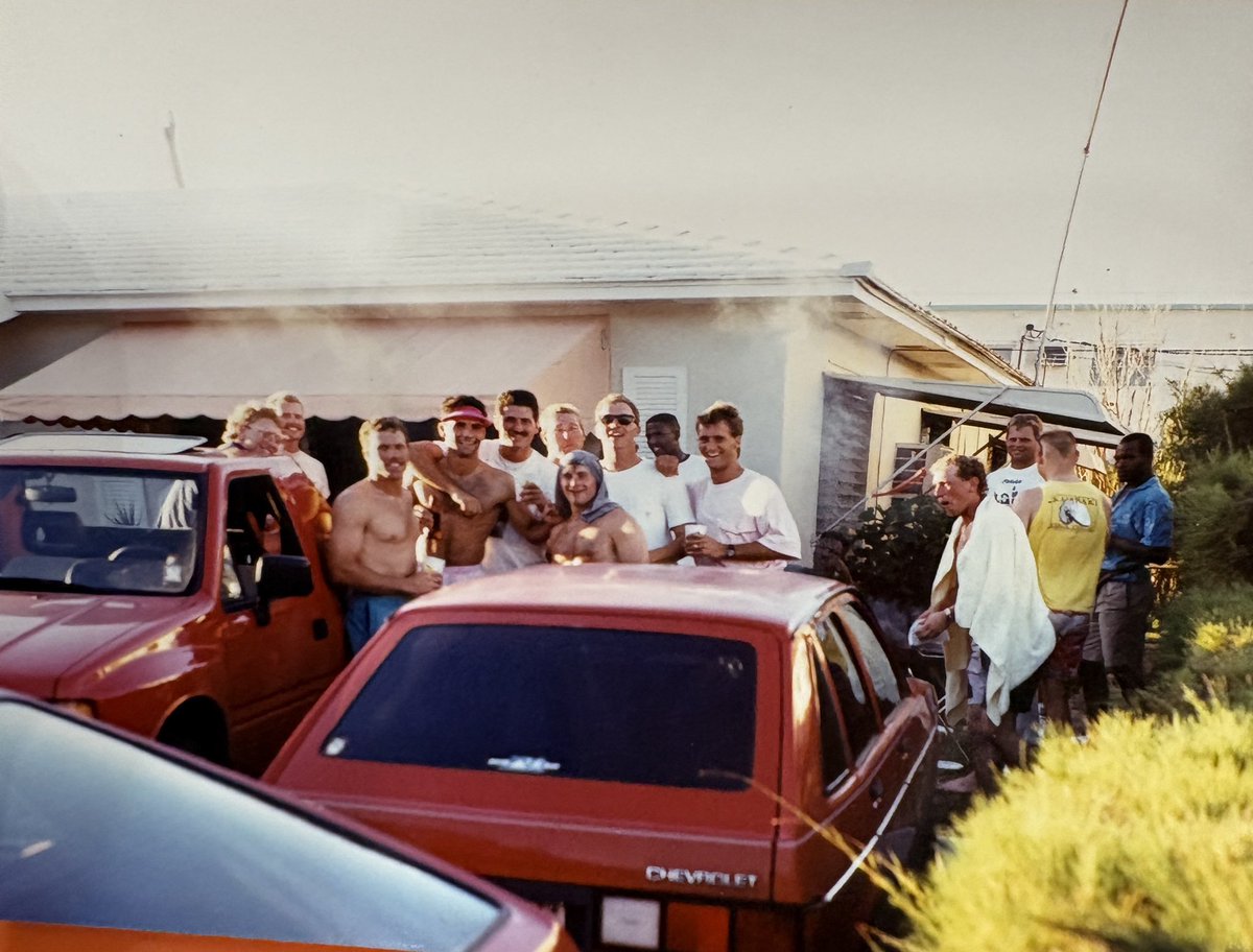 1lb bag of candy corn tweet media