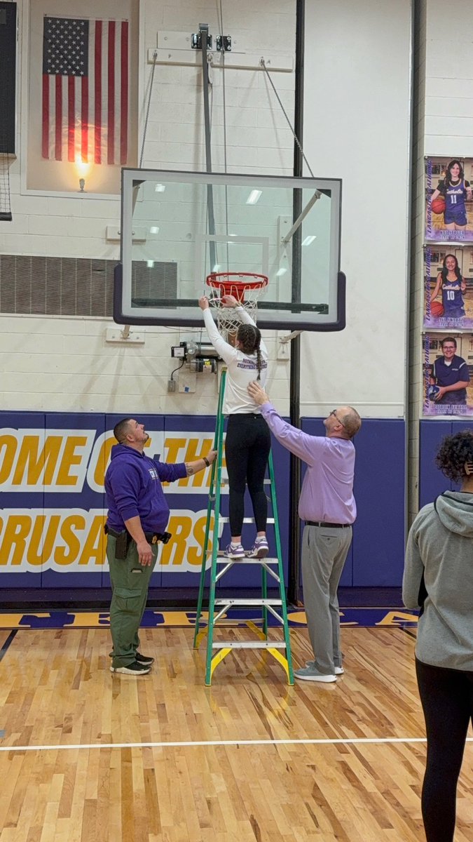 Maggie Logan tweet media