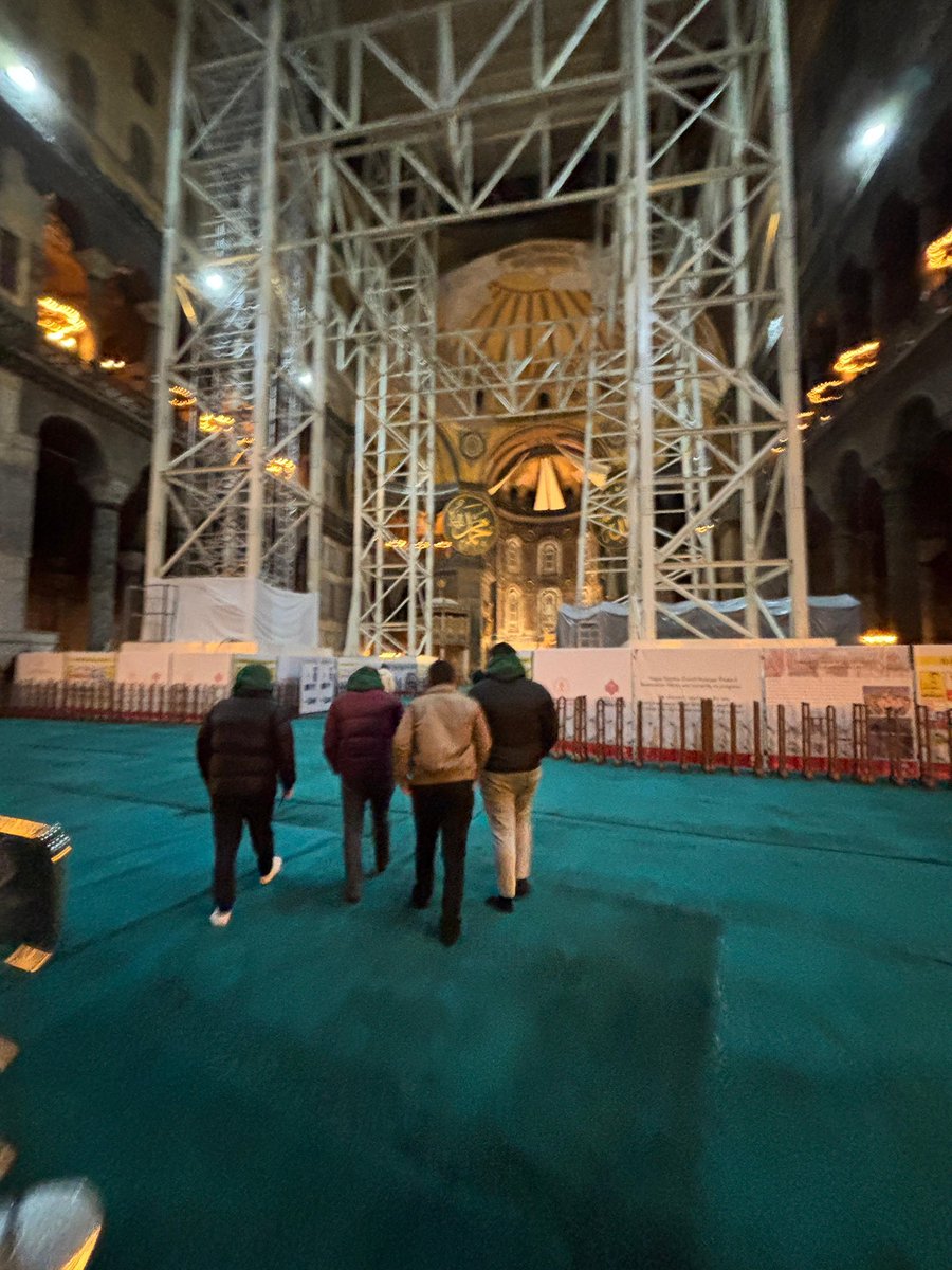 Agalarla gece sürüşü sonrası Ayasofya’da sabah namazı ✅