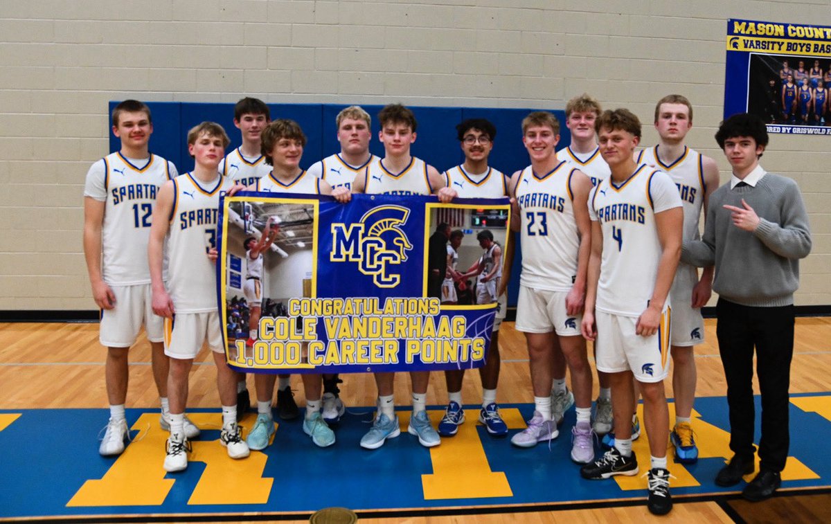 Chris VanderHaag tweet media