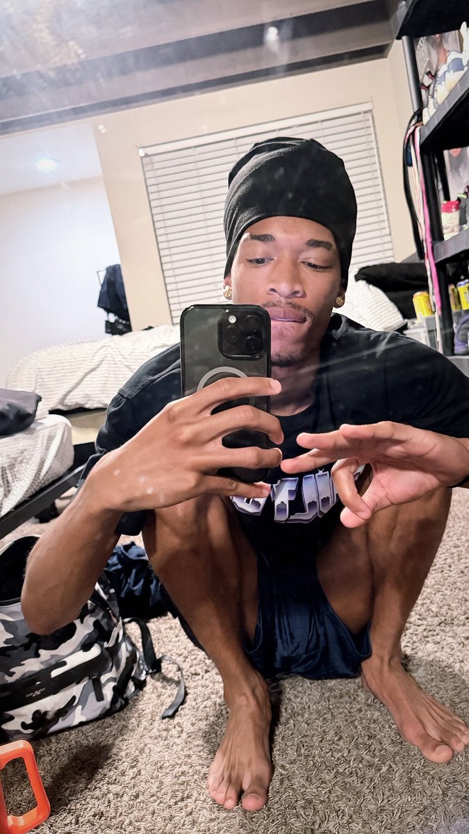 jaay  tweet media