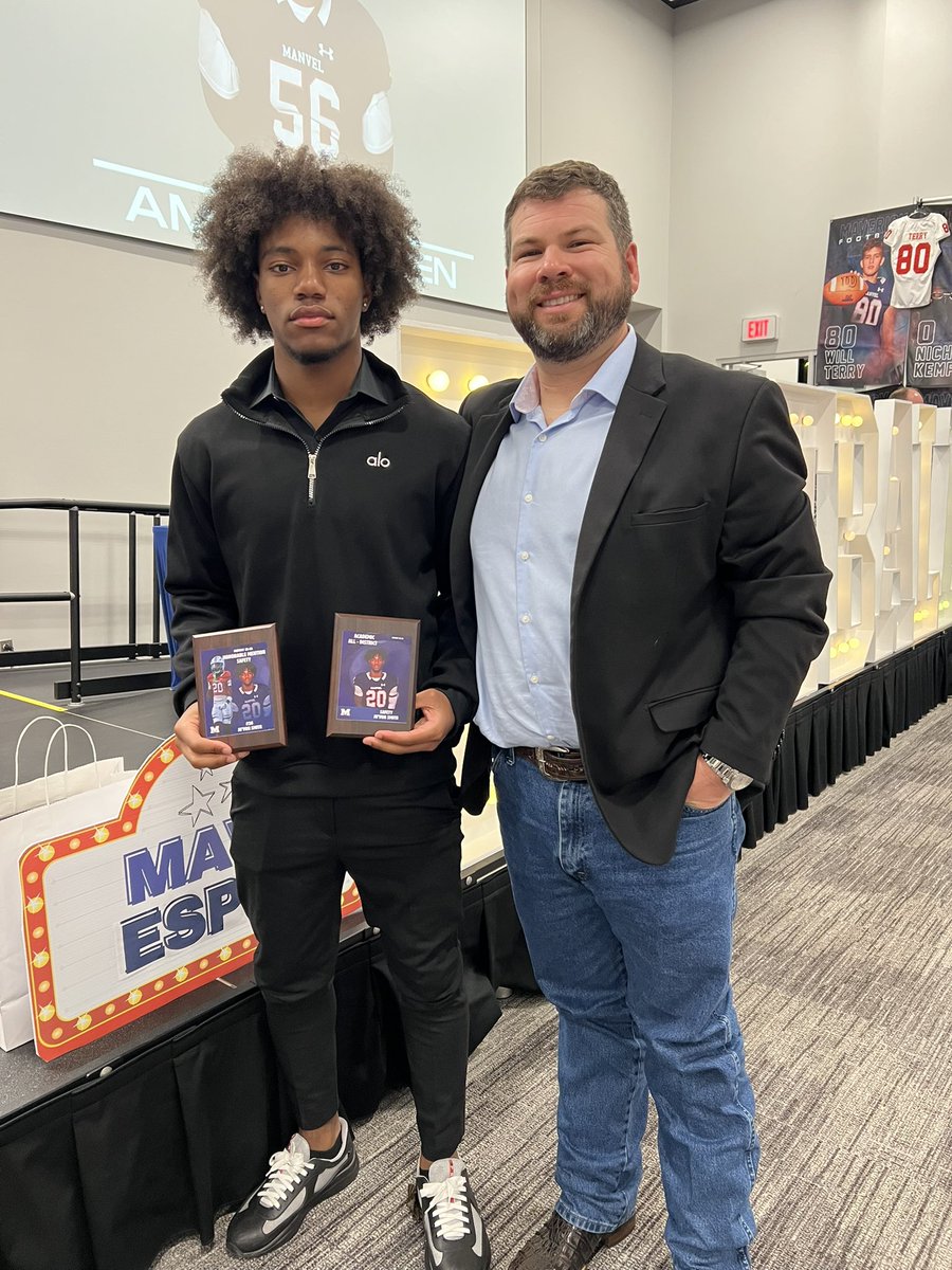 HokaHeyFB tweet media