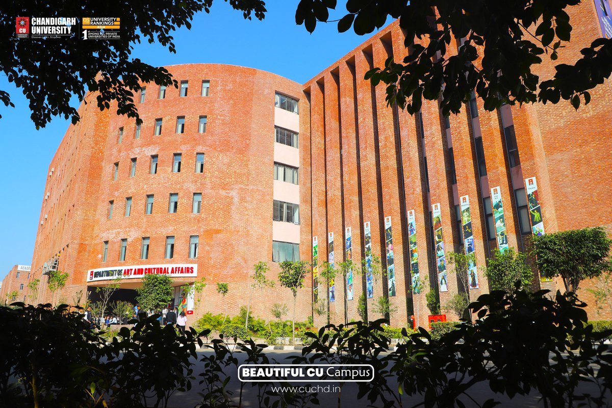 Chandigarh_uni's tweet photo. The Scenery becomes beautiful, when nature paints it.
Sharing the Pics of Chandigarh University painted beautifully by Nature with Clouds and Golden rays.
#GoldenRays #Clouds #BeautifulCUCampus #CU #CUCHD #ChandigarhUniversity https://t.co/gKSNrTq4N8