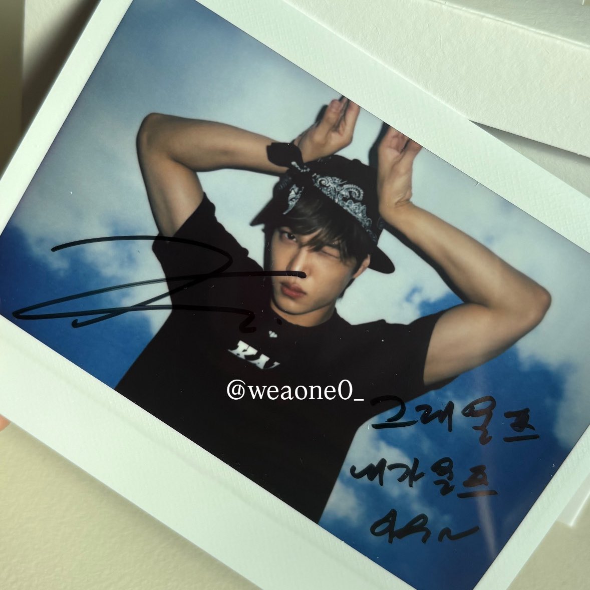weaone0_'s tweet photo. 멜론 EXO 댓글 이벤트 카이 폴라로이드 
#EXO #엑소 #KAI #카이 #김종인 https://t.co/PsoPfjGZ3Q