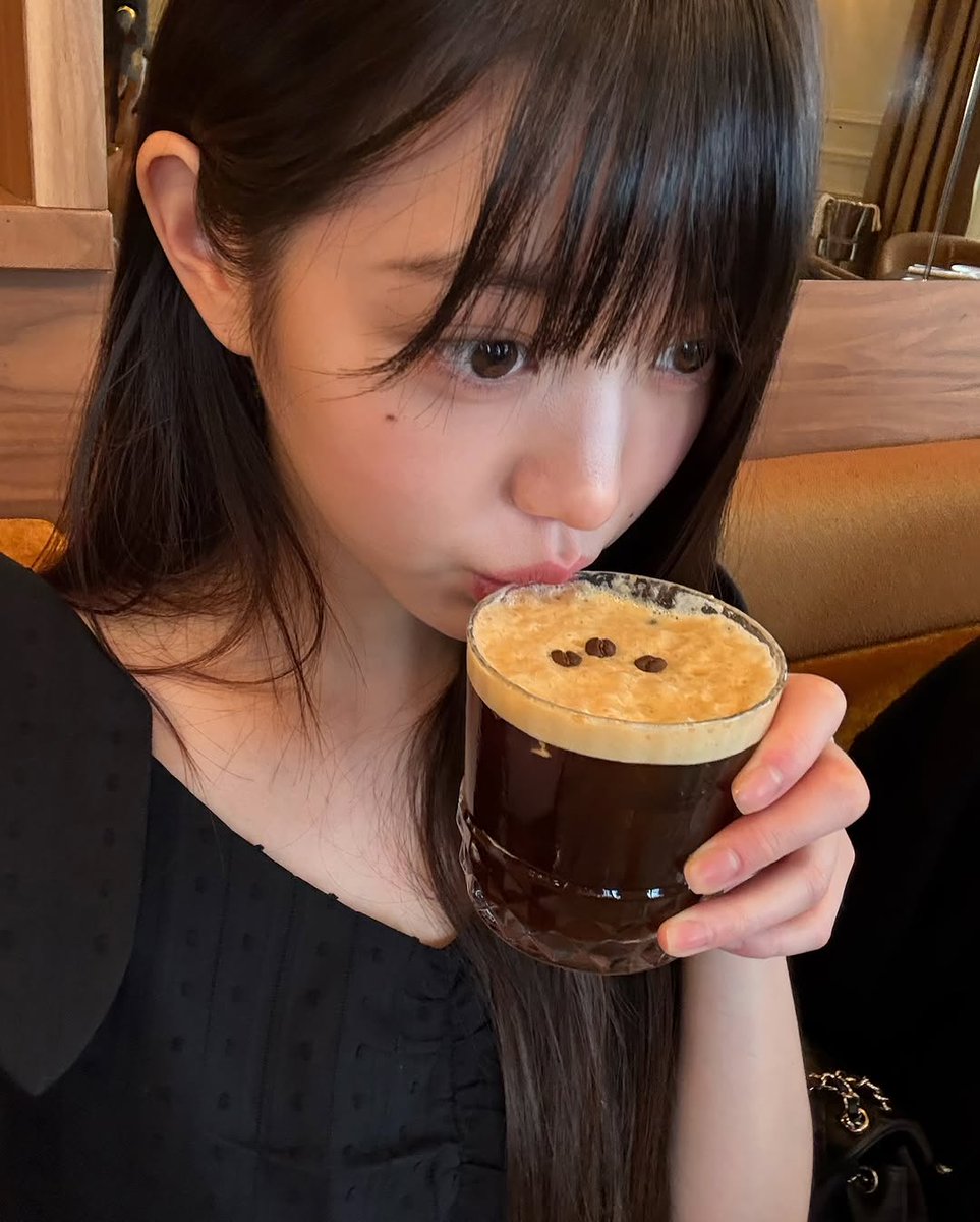 250805 #Wonyoung IG 
🍖🥩🍴🍸☕️ 

#장원영 #JANGWONYOUNG