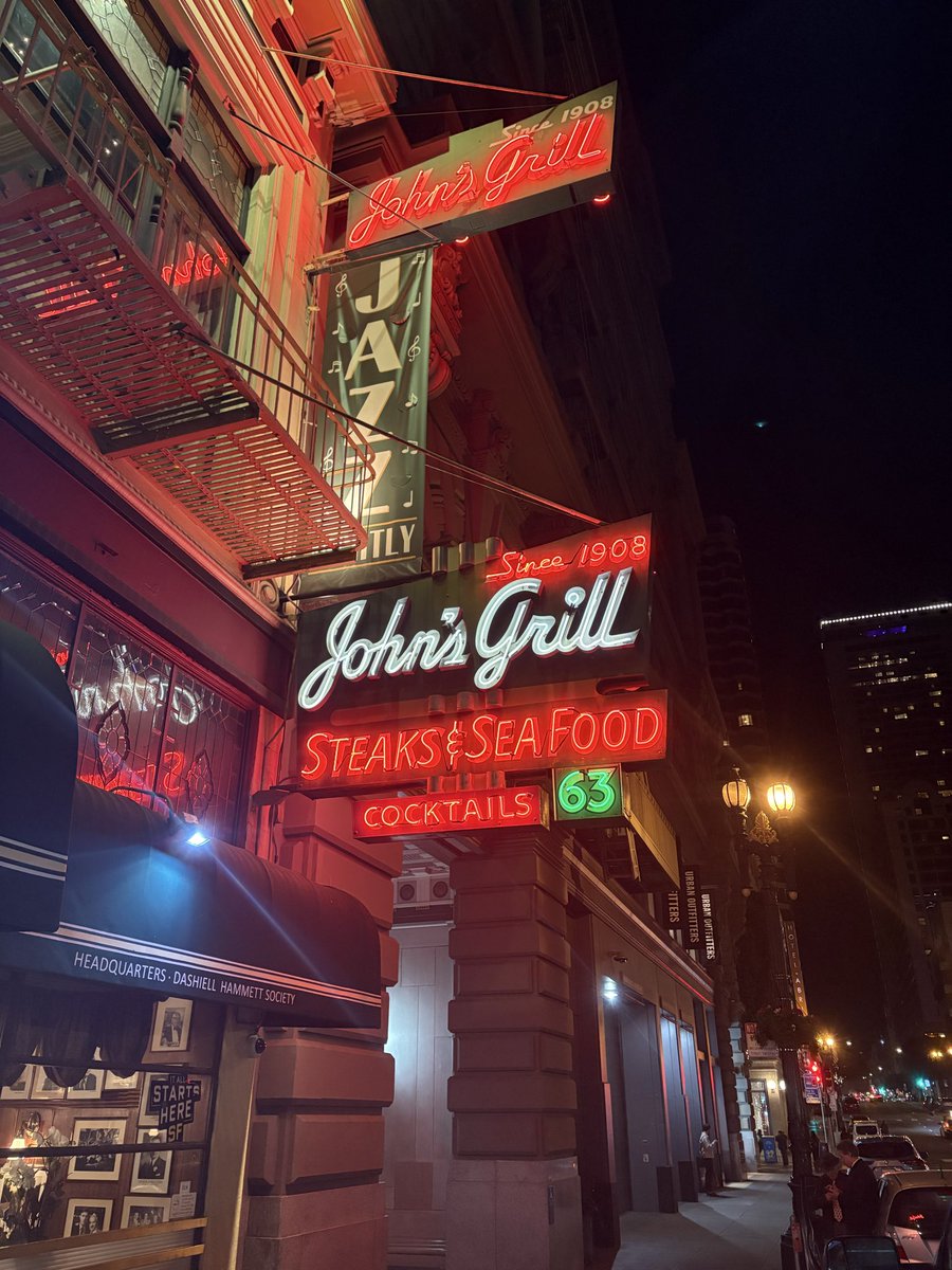 robparkerMLBbro's tweet image. Our annual @OddCoupleFSR Super Bowl dinner. We grubbed at @JohnsGrillSF - Rob G. @Kdubblive, Sagar and  Elijah. #sogood