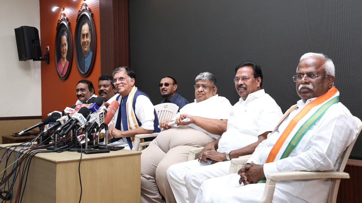 Robert Bruce tweet media