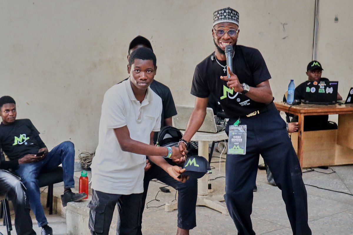 BIGJOE_MLH_'s tweet photo. Gm CT 😁
Below is the #MUSTREADTHREAD on tl today.
#MGBXcommunity meetups.
This is just the beginning
We are coming to your school next.
Gm.back let's connect https://t.co/kzYKZcSULg