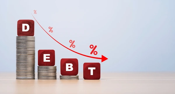PMEthiopia's tweet photo. Debt reduction:

One of the most commendable achievements of this government is the work it has done on debt. At the start of the reform, Ethiopia was a country burdened with a high level of debt. Since the reform, this government has not entered into a single commercial loan agreement in US dollars. This reflects a strong and praiseworthy policy direction. Over the past two to three years, we have made sustained and intensive efforts with our partners who had extended commercial loans to us, arguing that such loans were inappropriate and that there was a need to return to a proper and sustainable debt framework. By and large, these efforts have been successful.

#PMAbiyResponds
#PMOEthiopia