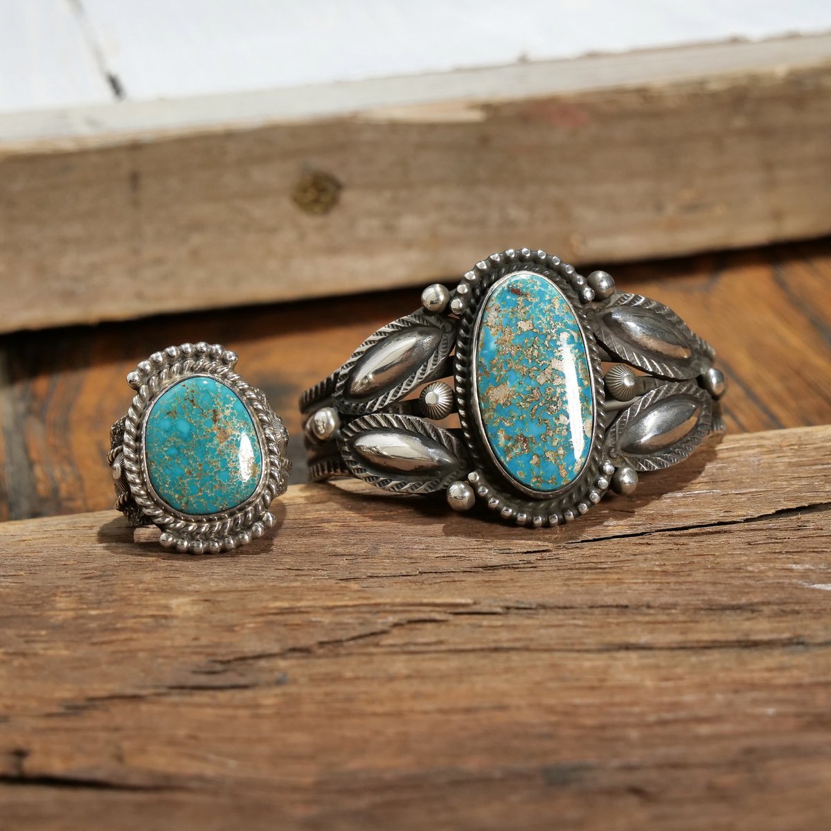 本日の新着予告】 艶消しシルバーも良し、 ターコイズを使ってもまた