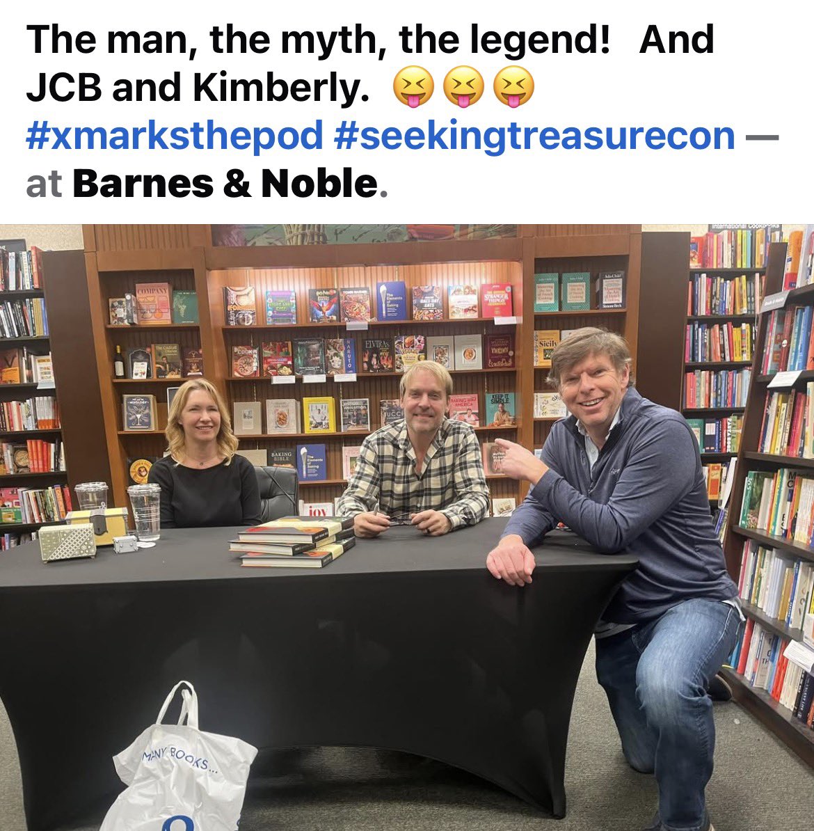 bruce_fike's tweet photo. Thanks @JonCollinsBlack for taking time to do the book signing!  😊  It was great to meet you and Kimberly.  I don’t think this will be the last time this year we will see each other…🤔😎👍.  #2026YOTFT #lawofattraction #visualizeyourgoals #therestreasureinside #xmarksthepod https://t.co/b5SQ8q1DKE