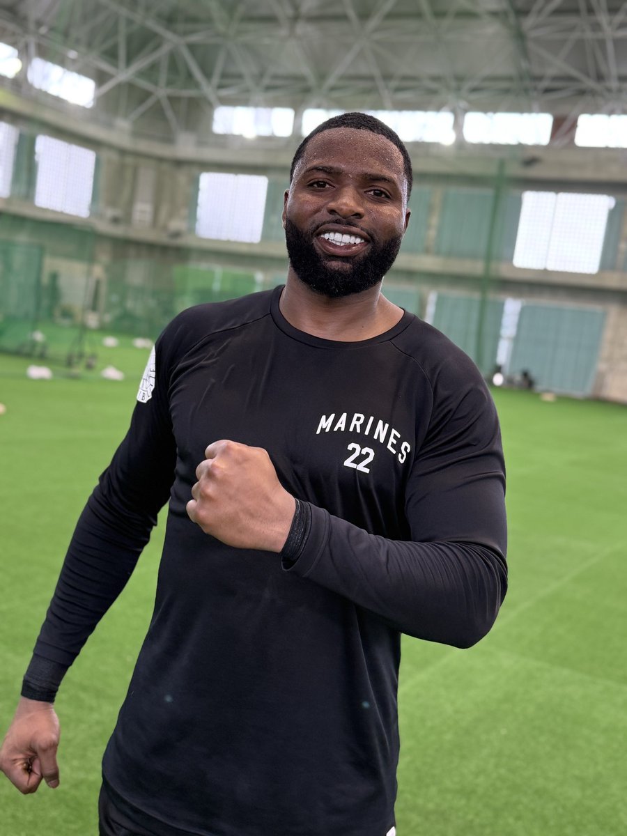 連日、#福浦和也 二軍監督とマンツーマンで打ち込みを行っている