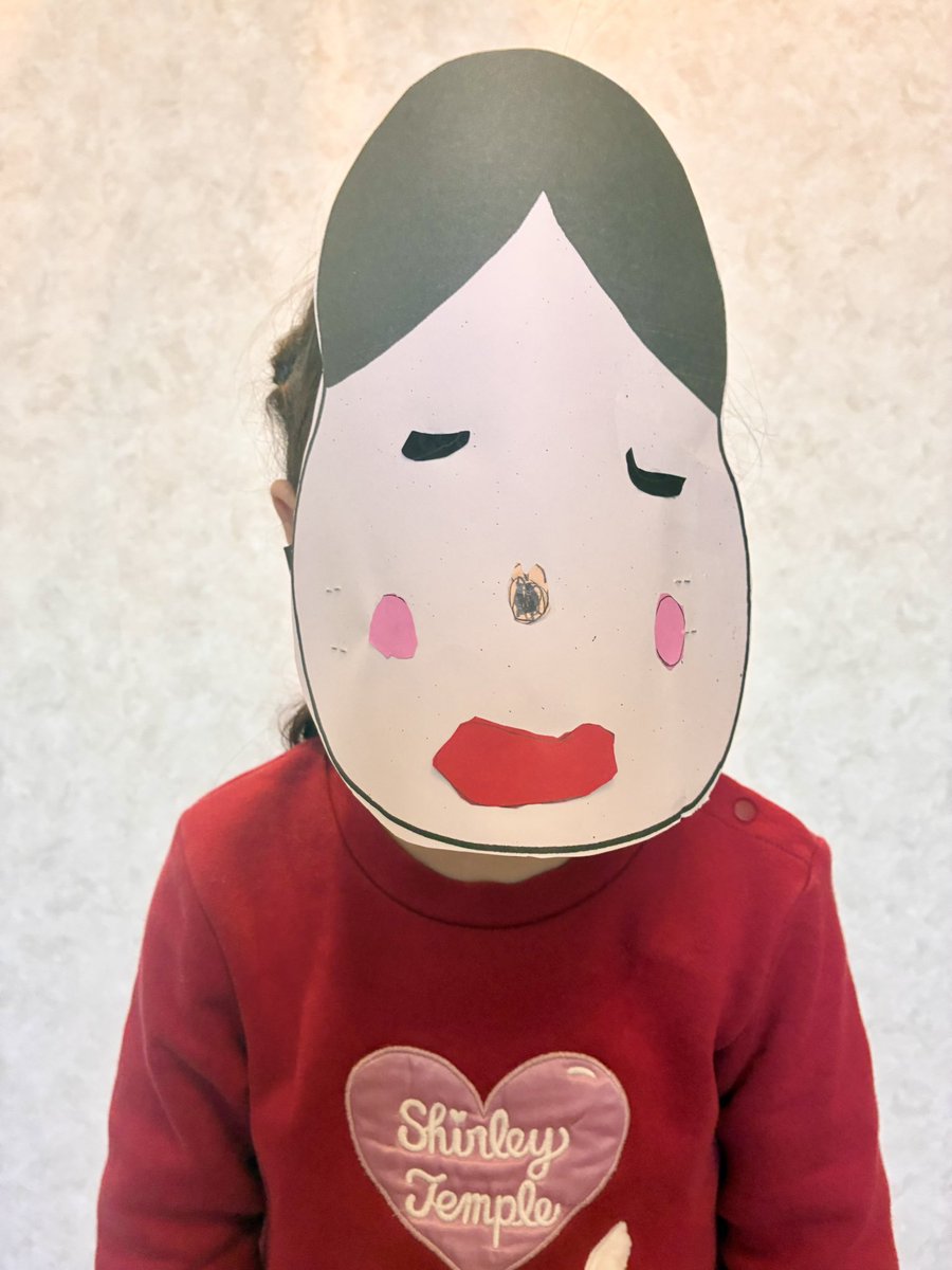 わが家に、「福」が来た！！🤣🤣🤣
いや、カオナシ？

ちょっと、悲しんでる🤭
または、寝てる