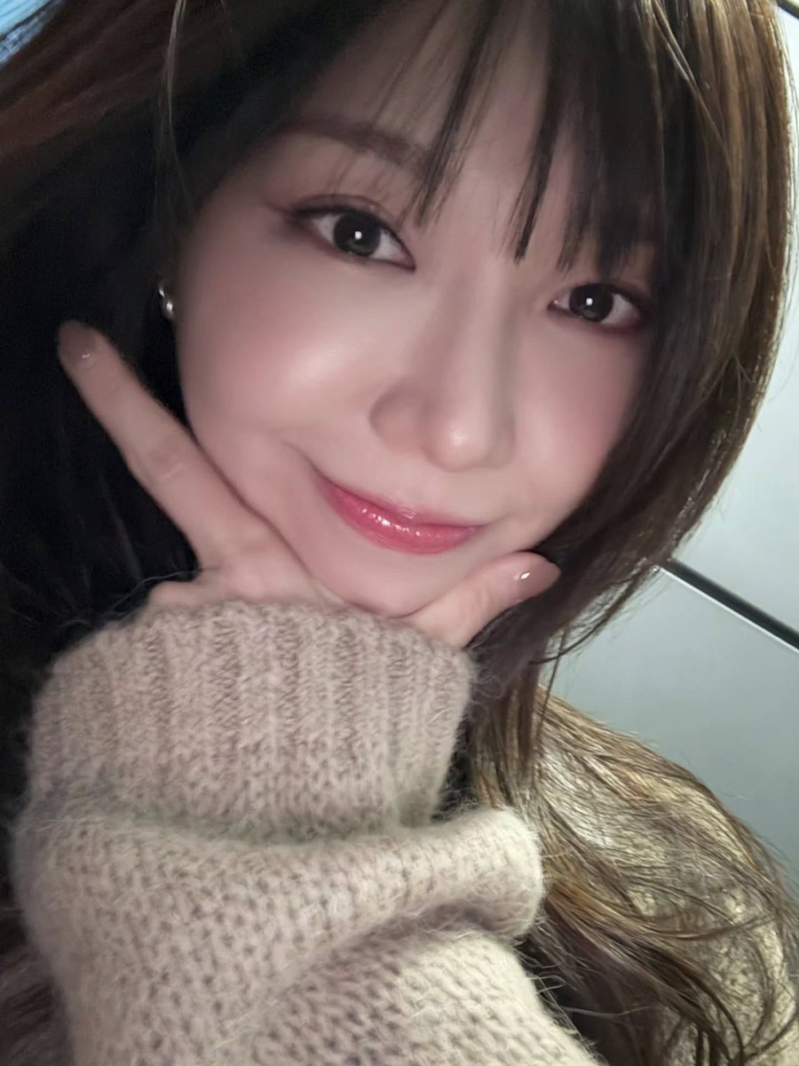 [🗓️]
2026년 2월 3일 (화)

✅ ‘앵무새’ 음원 공개
⏰ 6PM
💖 은지

#에이핑크 #Apink
#정은지