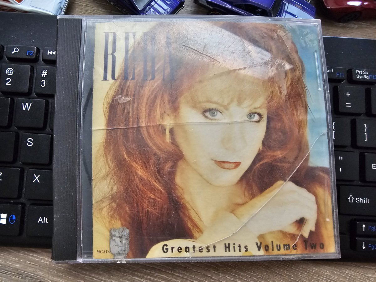durandurantulsa's tweet image. In the CD 💿 player today...
C.M.B. by @colormebaddreal (1991)
Treasury Of Christmas (2010)
Greatest Hits Volume Two by Reba McEntire (1993)
Time And Chance by @colormebaddreal (1993)
Fumbling Towards Ecstasy by Sarah McLachlan (1994)
#colormebadd #CMB #TimeAndChance...