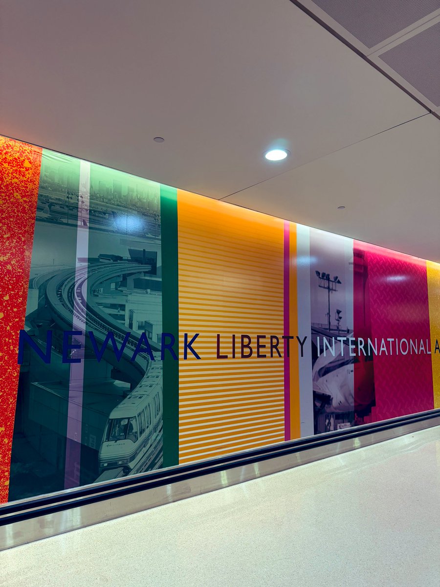 3박4일 한국 일정 끝내고 뉴욕도착!
채원이 보러 다녀오는 14시간 비행은 장거리 비행이라도 하나도 안피곤한게 신기하다

지난 4월부터 인천을 시작으로 10개도시에서 15회 공연 볼수 있어서 행복했고 영광이었습니다