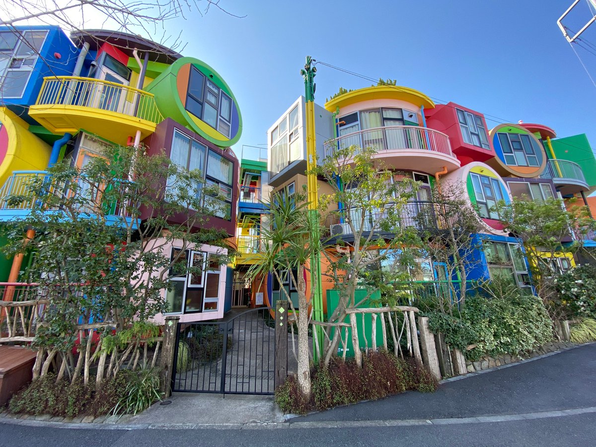 #仮面ライダー のロケ地にもなった三鷹天命反転住宅🍬

新たな見学コース「建築する身体の見学会」をOPENしました！
いちど遊びにきてくださった方も、より深く体験を楽しめます✨️

🔻ご予約・詳細は
rdloftsmitaka.com/tour/