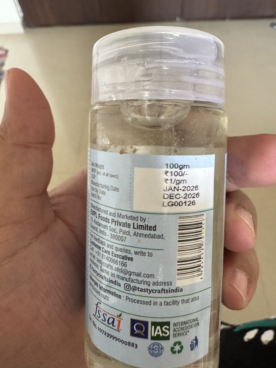 manasravi's tweet photo. Hi @amazonIN . Your seller charges me more than the MRP. There's no way to get in touch with you regarding this. Can someone solve this please? https://t.co/GSEUCz0Ha0