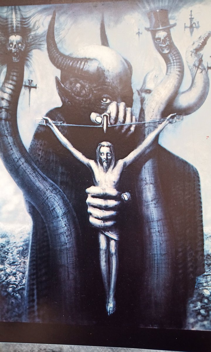 Achtung Abstand! Das Zeug #EpsteinFiles hat die Wucht uns sekundär zu traumatisieren. Sie ernähren sich von unseren Emotionen! Der Sog zieht auch leicht in den Strudel hinein, beesser abwenden und wenig Gift aufnehmen, so versuche ich das, bei dieser Flut als Schutz.