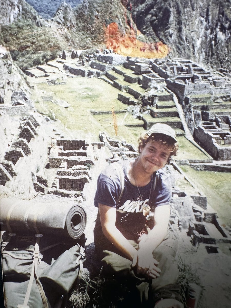 Explorerglobal's tweet photo. Då kunde man resa och försvinna ett tag. Ingen mobil. Ingen blå prick på en karta. Bara du, leden och dina misstag. Här är texten om hur allt började för mig.

https://t.co/jBhvZrcozs

#resande #vandring #nyfikenhet #attgåvilse https://t.co/xw9EYG6wc2