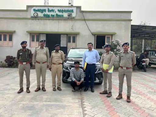 Civil engineer held for running over lioness on Bhavnagar-Somnath highway