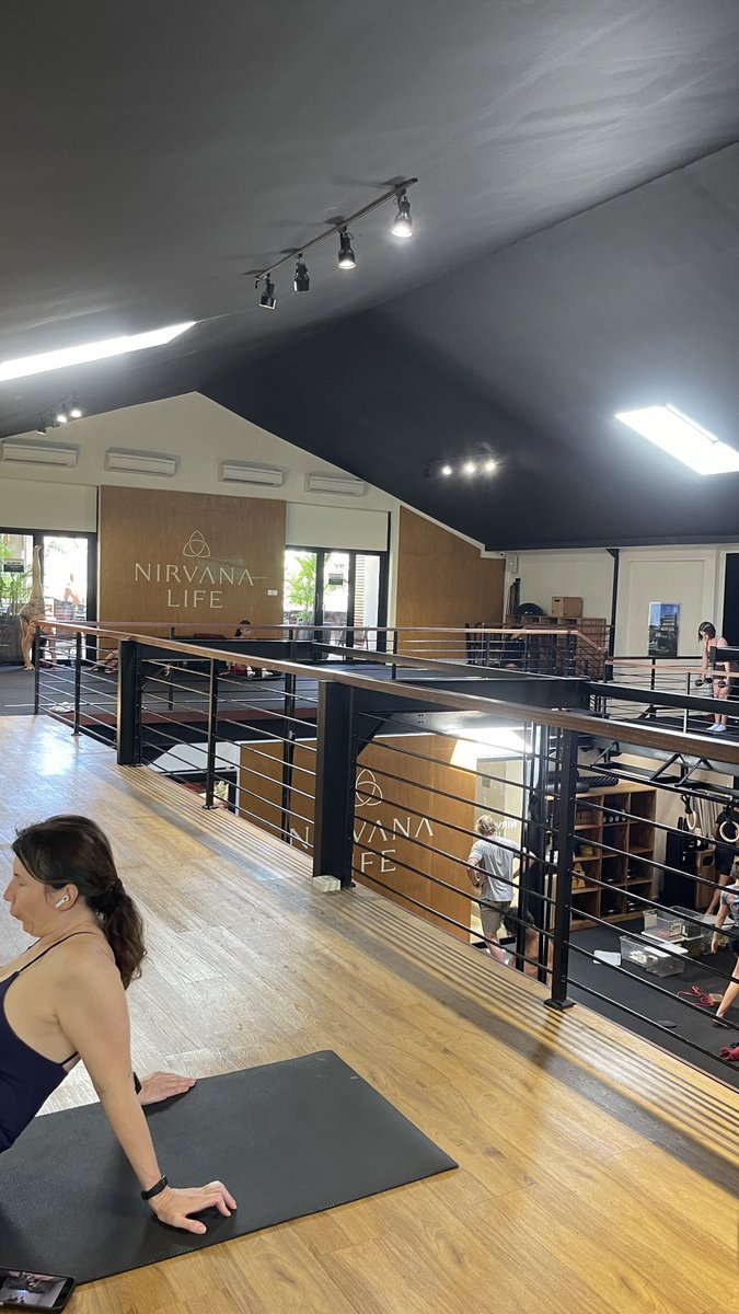 New gym, new vlog soon on YouTube 🎥

Subscribe here - youtube.com/@desikolevaa?s… ✌🏼

#Nirvana #Bali #gym