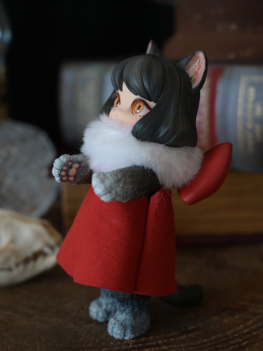 山月まりさんのオリジナルキャラクター『メイ』ちゃんのフィギュア