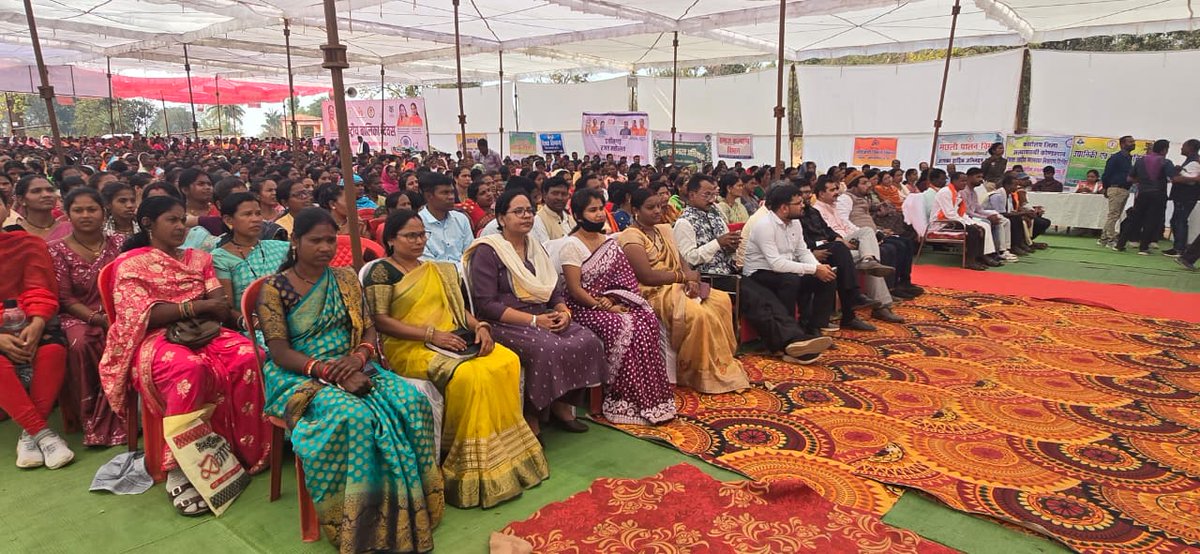 KondagaonDist's tweet image. कोण्डागांव में 30 जनवरी 2026 को महिला एवं बाल विकास विभाग व जिला विधिक सेवा प्राधिकरण के संयुक्त तत्वावधान में कार्यस्थल पर महिलाओं का लैंगिक उत्पीड़न विषय पर एक दिवसीय उन्मुखी कार्यक्रम आयोजित हुआ।
महिलाओं के अधिकारों व कानूनी प्रावधानों पर दी गई जानकारी।
#POSH #MissionShakti