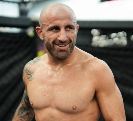 HOT TAKE:

Volk should fight Diego Lopes next