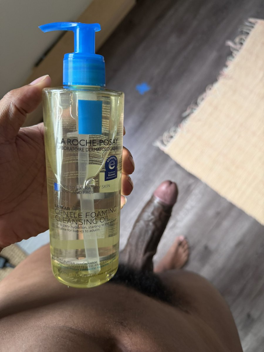 PhoebeDeluxe tweet media