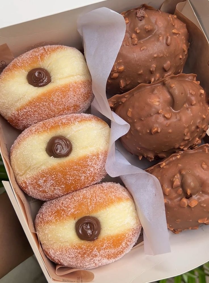 its_snooki_'s tweet image. 