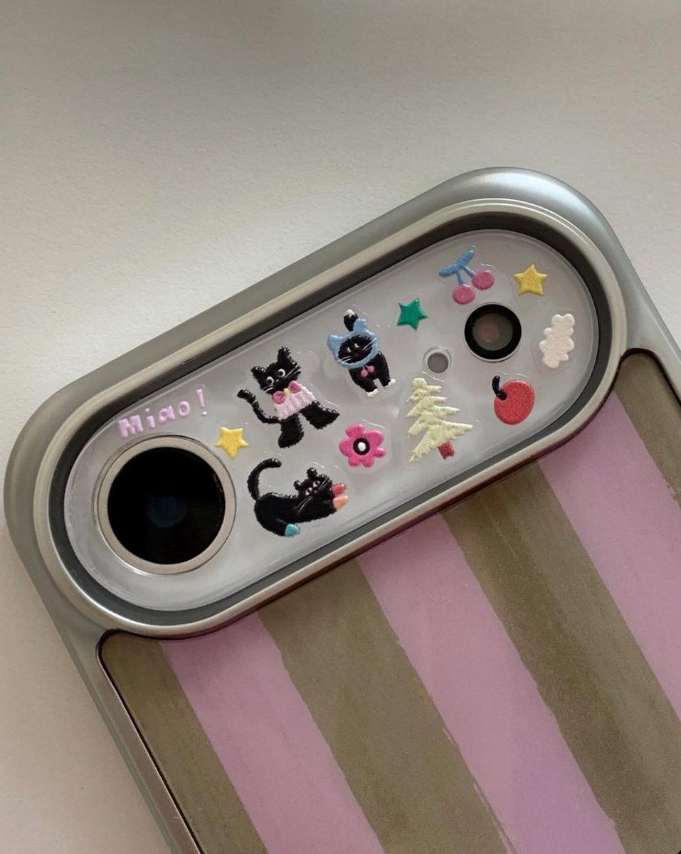 300moods's tweet image. meow land 🐈‍⬛🫧🎀