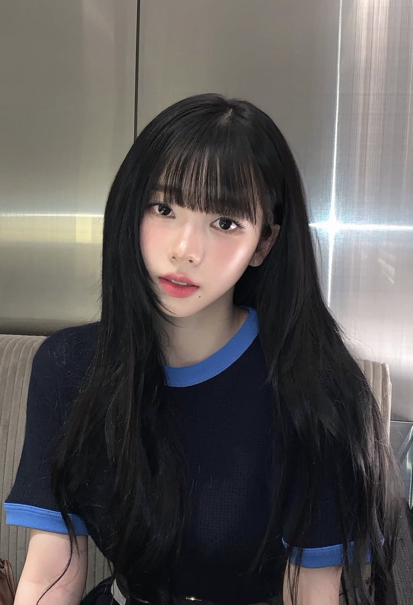 hourly karina tweet media