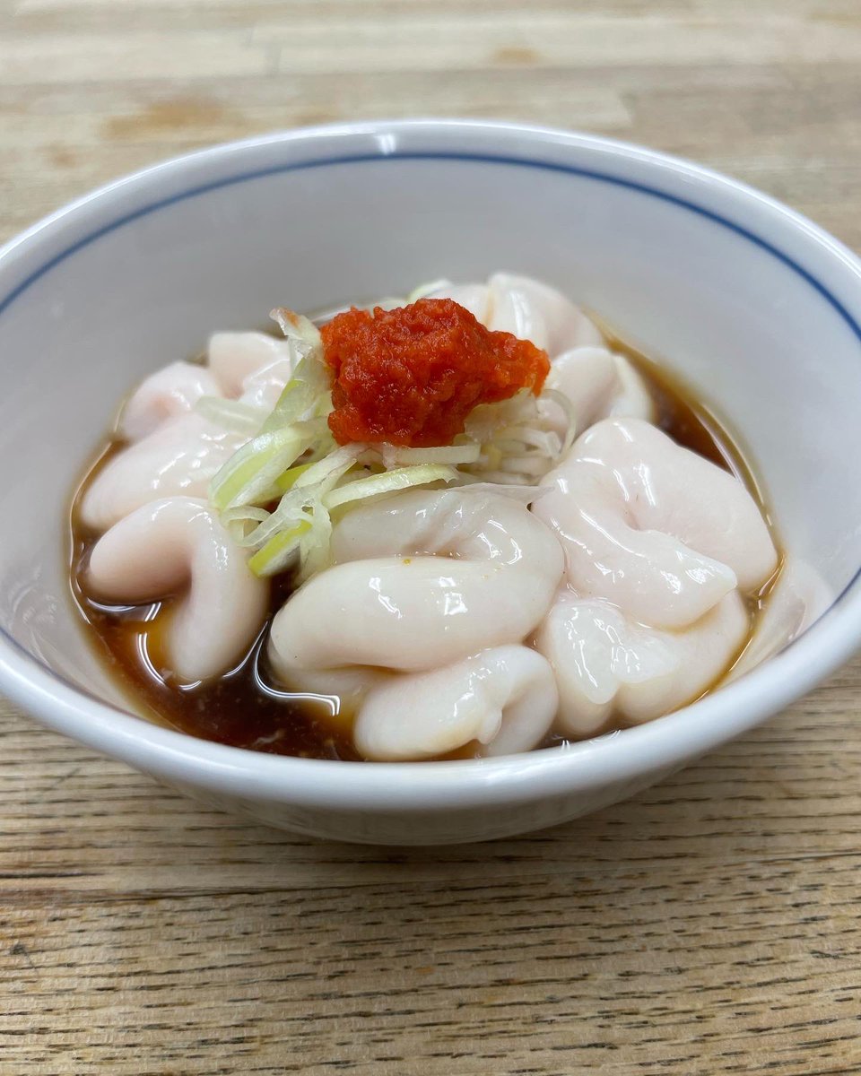 本日のオススメです。
今日はヤリイカ煮があります！
ぜひお召し上がり下さいませ！！
火曜日のかね将本店は本日も16:30よりオープンします！
よろしくお願いします！！
#かね将　#大衆酒場　#五反田グルメ　#昭和レトロ　#居酒屋