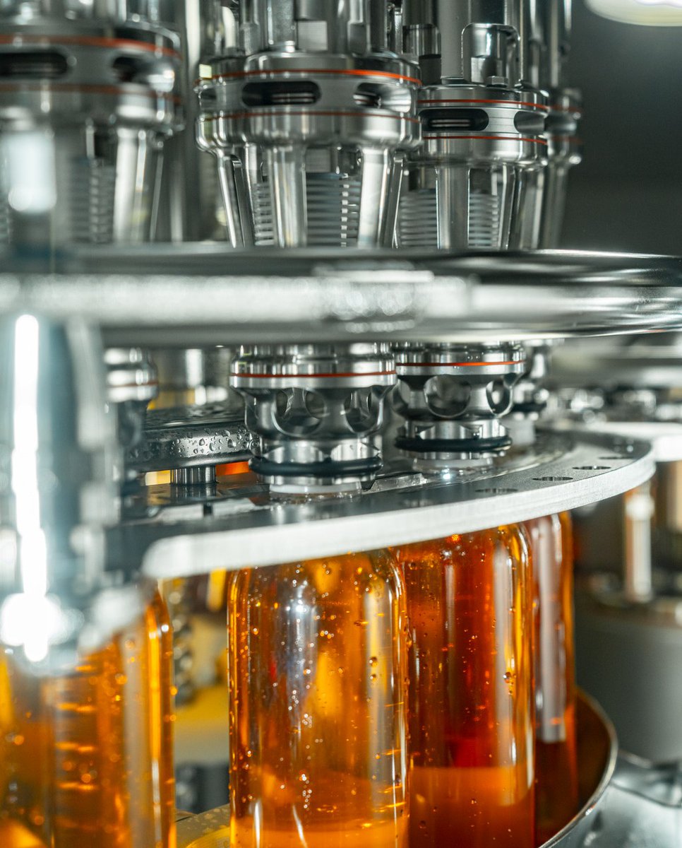 KronesAG's tweet image. Take a look at our machines at Samyang factory! 👀

Today: PET-AseptBloc L 🚀

This is where power meets teamwork! 🤝

#Krones #KronesAG