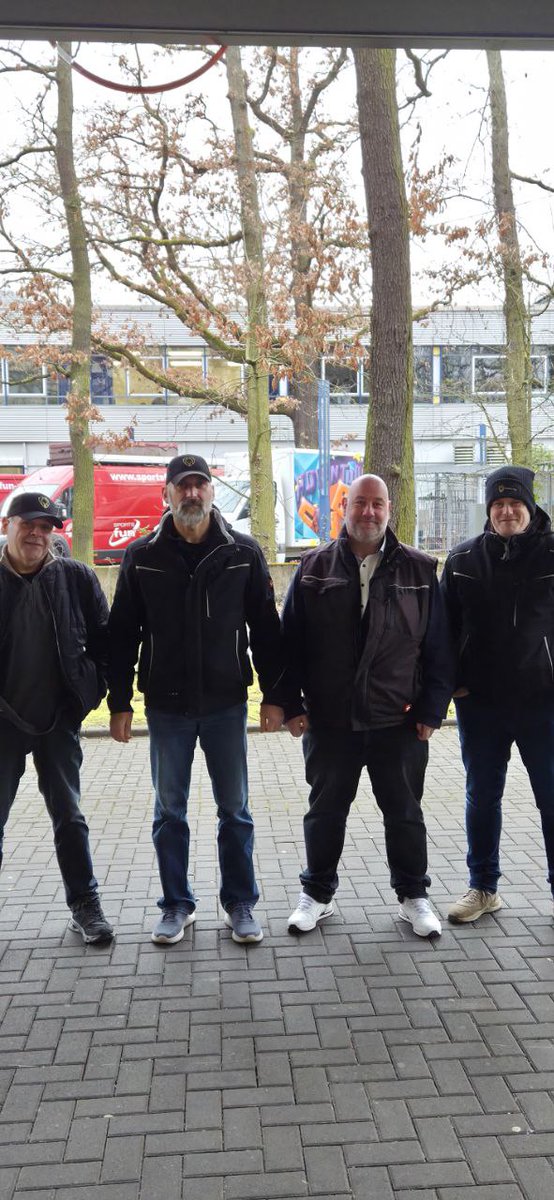 resis_tec's tweet photo. Ein Stückchen #TeamResisTec beim DEHN Techniktreff 2026 👍🏼⚡ https://t.co/y1axfoft0r
