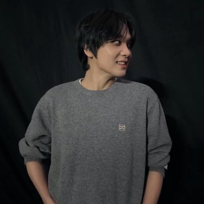 jenmenulis's tweet photo. cwknya cwk gwejh #NewProfilePic https://t.co/AIrd4vGjcM