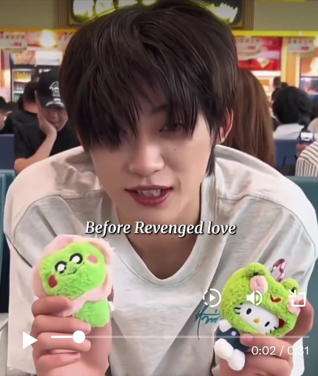 TannewCS tweet media