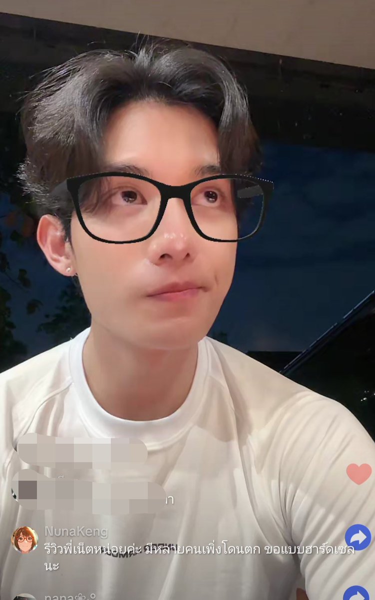 เมื่อฉันขอให้พี่เน็ตรีวิวตัวเอง แบบฮาร์ดเซล 
ฮาร์ดเซลจริง ชอบตรงที่บอกว่าชอบเรื่องท้าทาย แต่ก็กลับมาเครียดเอง 😂 

ขอบคุณนะครับที่รีวิวตัวเอง รีวิวดีมาก เด็กสาวโดนตกหมดแล้ว  

<a href="/netsiraphop/">NET</a> #netsiraphop