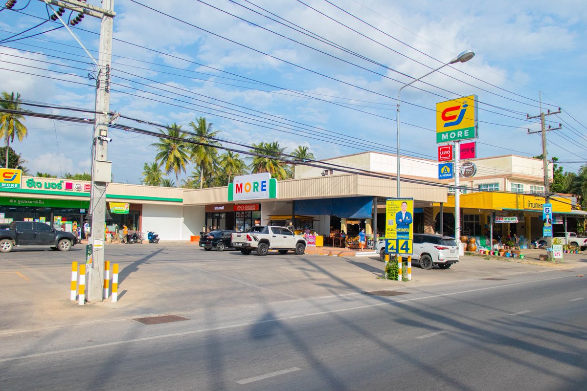 review_prachuap's tweet photo. 🧡 #แว่นตามองเด้ … 👓
เปิดสาขาใหม่  ซีเจมอลล์ บางสะพาน #ประจวบคีรีขันธ์  กรอบพร้อมเลนส์เริ่มต้น990.- ตรวจวัดสายตาฟรี !! ถึง 16 ขั้นตอน จากผู้เชี่ยวชาญด้านสายตา✨

📍พิกัดร้าน  https://t.co/3GuSo1gVkb

#อยากมองดีต้องมองเด้ #แว่นตามองเด้ #mondayeyewear https://t.co/2fP4ltwym7