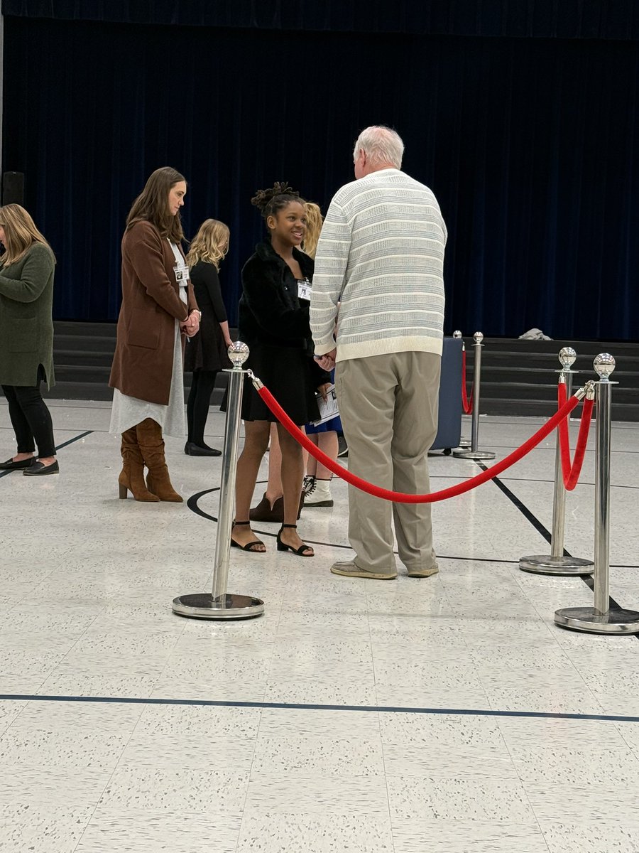 Mrs. Quinones’ Class tweet media