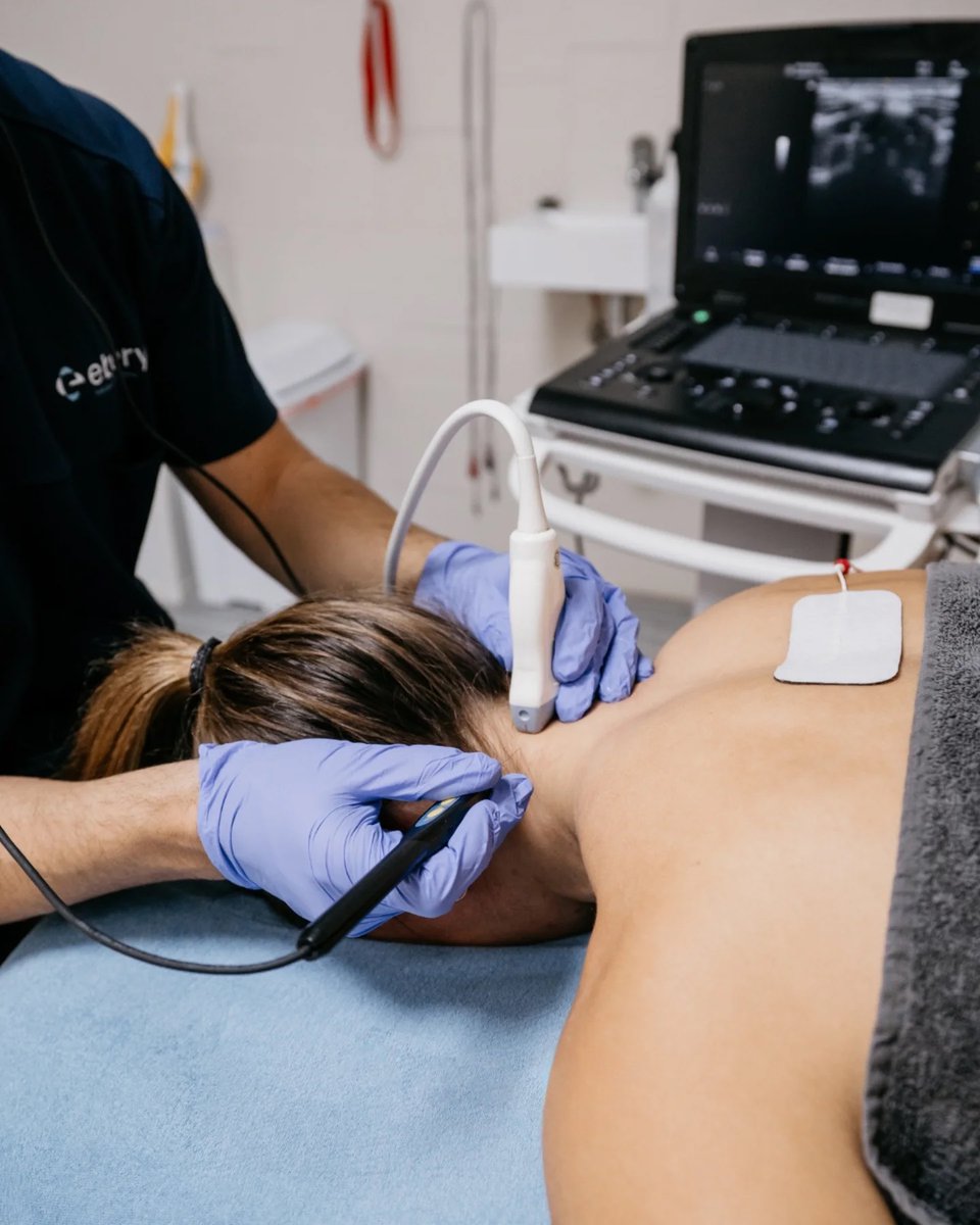 BfitIbiza's tweet photo. Dentro de nuestras instalaciones se encuentra Clínica Ebery, especializada en fisioterapia avanzada, osteopatía, podología y estética en Ibiza.

Recuperación, prevención y bienestar en un solo lugar.

📍 Ibiza
#FisioterapiaIbiza #OsteopatiaIbiza #BfitIbiza https://t.co/YyDVyQcXFG