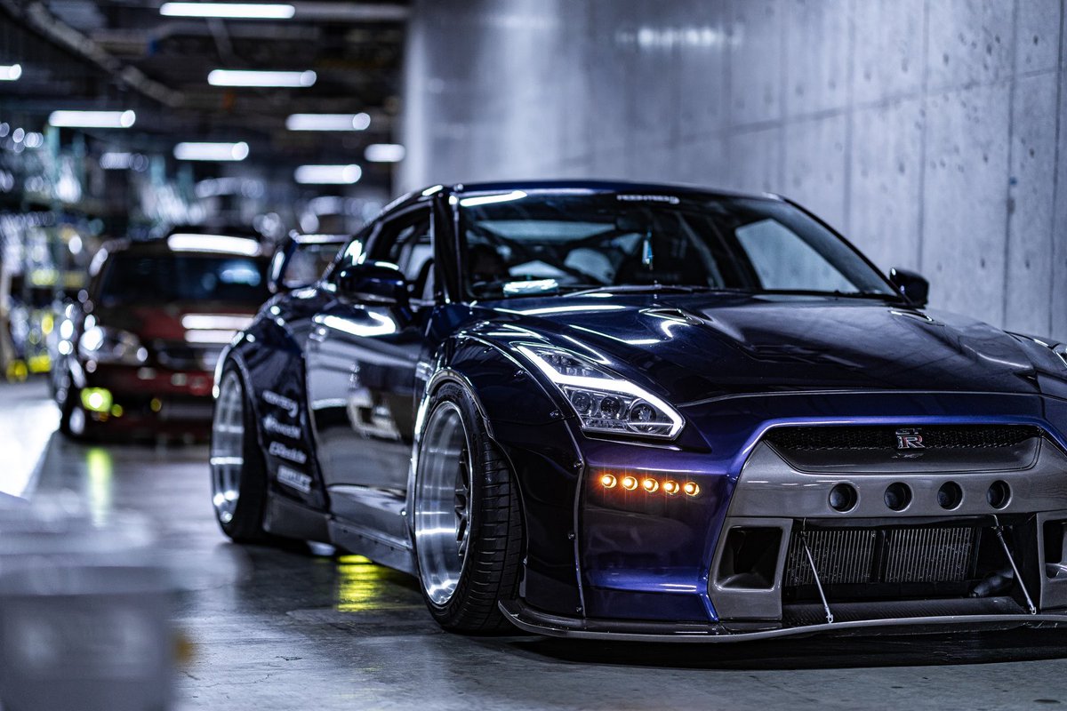 #日産の日

車検に向けてコツコツと、、、、

やってません。ごめんなさい。